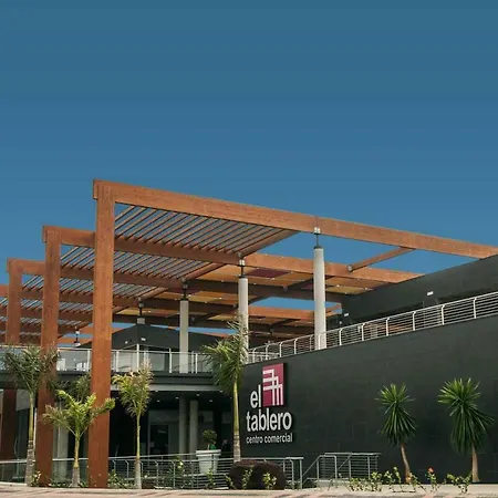 Apartment 401, Bonito 8 Pax Cerca Playa Ingles